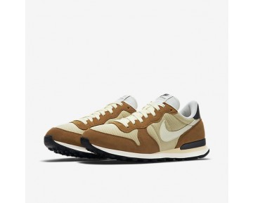 Nike Internationalist Herren Vegas Gold/Rocky Tan/Schwarz/Sail 828041-701